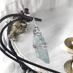 5 For $25💫Wire Wrapped Sea Mist Quartz Pendant